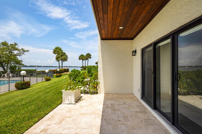 Building Photo - 3474 S Ocean Blvd