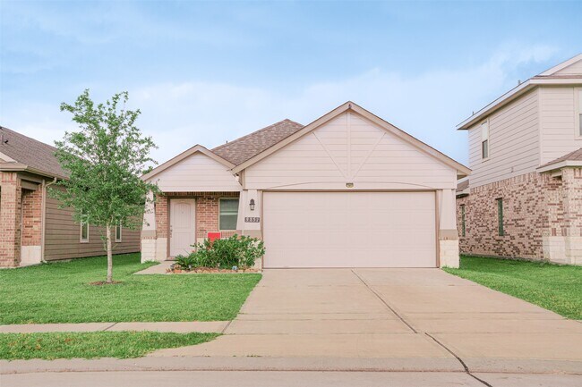 Building Photo - 9857 Gln Brk Ln