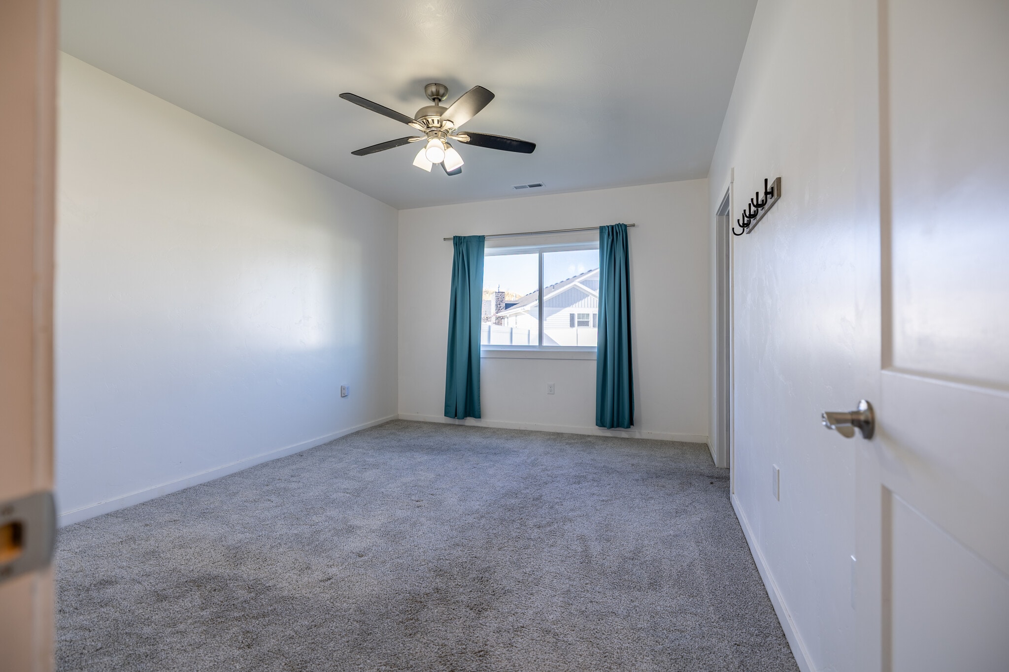 Master Bedroom - 1110 Monroe Ct