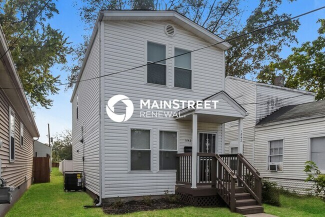 Building Photo - 3 Bedroom Pet-Friendly Home in Louisville,...