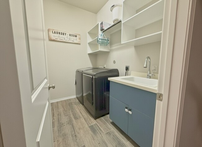 Building Photo - 4540 Mesquite Terrace Dr
