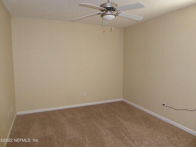 Building Photo - 8716 Canopy Oaks Dr