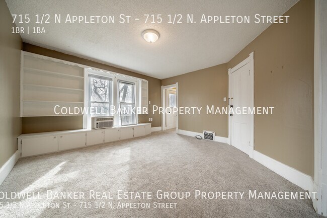 Building Photo - 715 N Appleton St