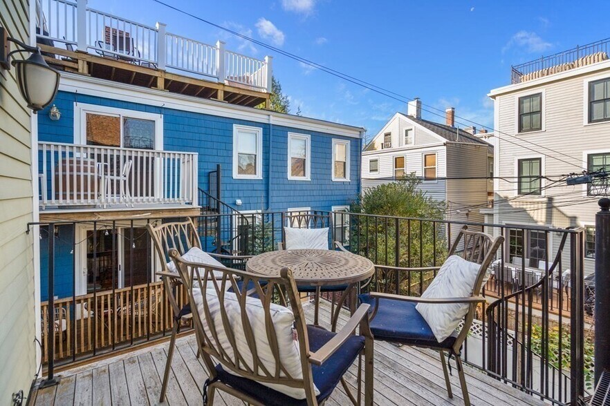 Building Photo - 6 Trenton St