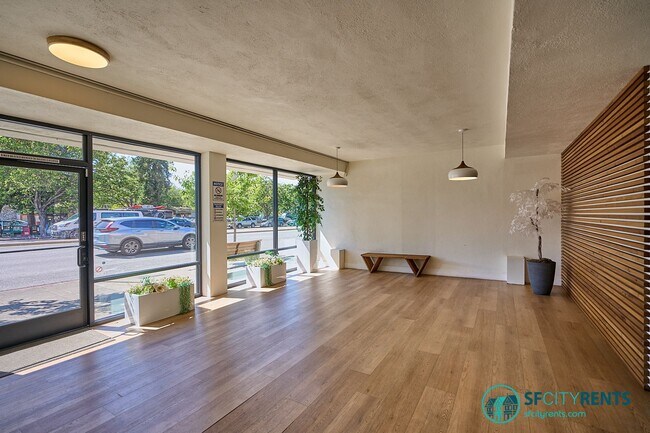 Building Photo - Redwood City: Unfurnished and Remodeled 2 Bed 2 Bath w/ Laundry In Unit, AC Mini-Split, & Parking...