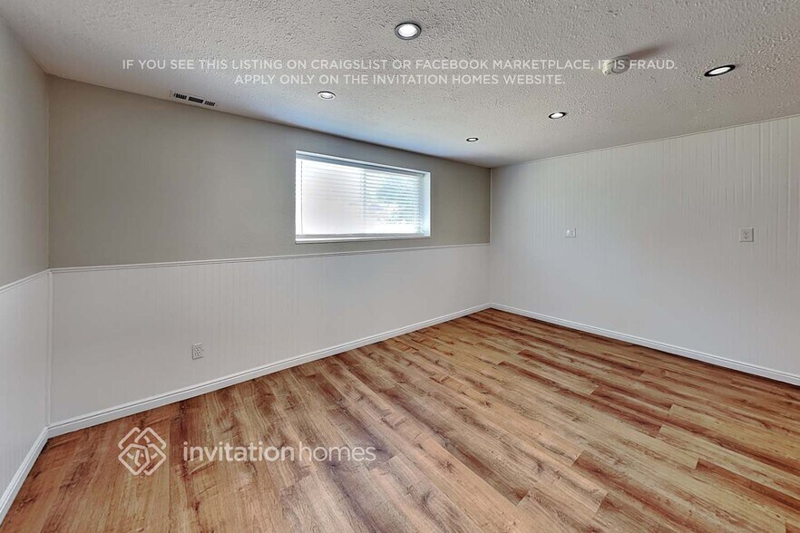 Building Photo - 5262 Skeeswood Dr