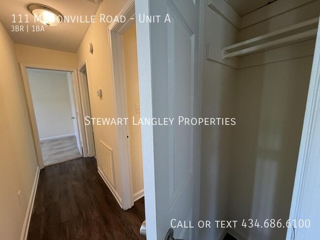 Building Photo - 111 McConville Rd