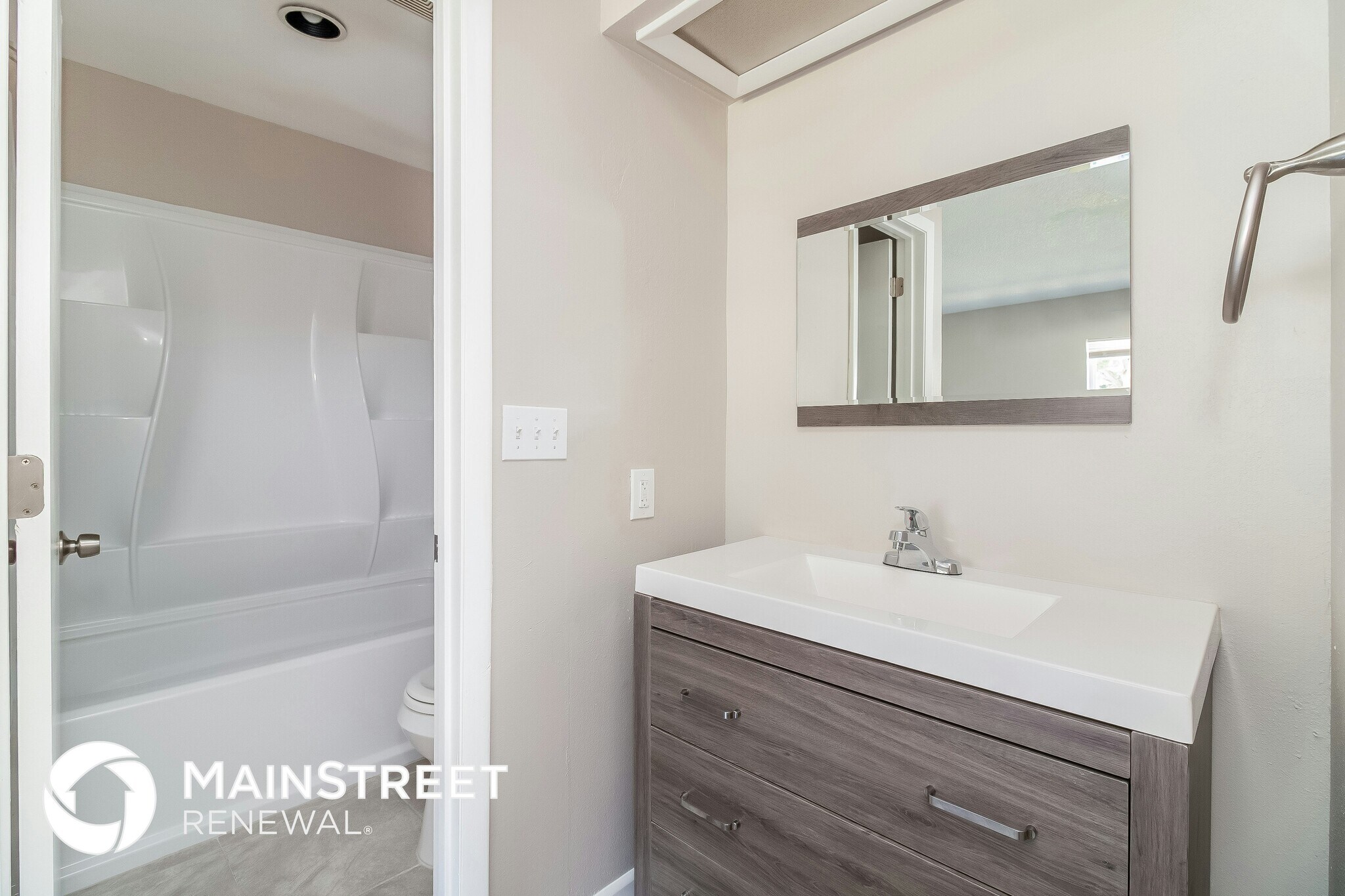 Building Photo - 6417 Dorchester Rd