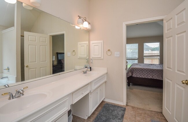 Building Photo - 21930 Grand Brook Ln