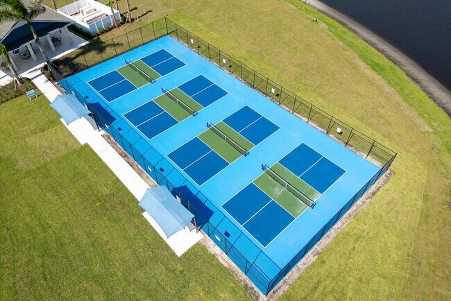 Building Photo - 10264 Field Flower Trl