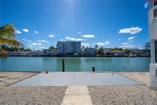 Building Photo - 8340 Byron Ave