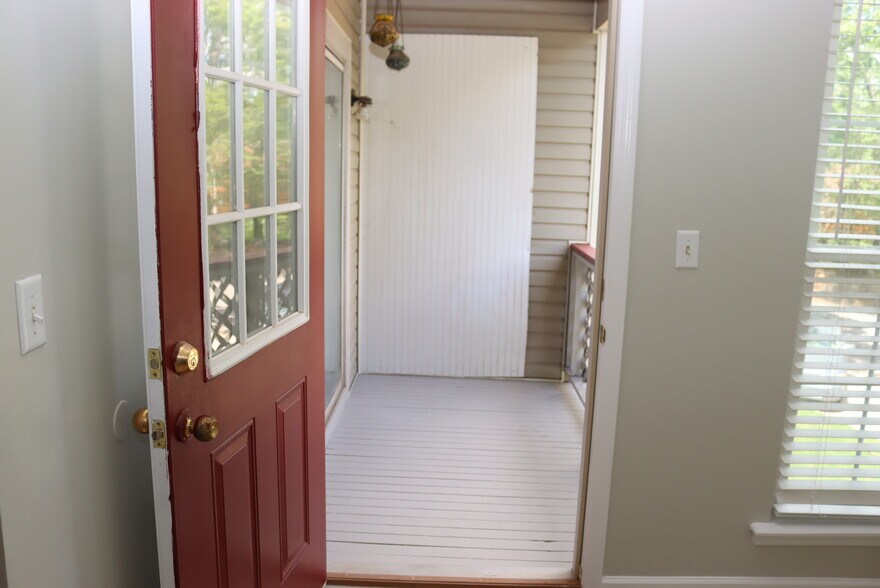 Balcony - 1057 Stones Throw Dr NW