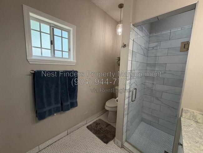 Building Photo - 3886 Walsh St