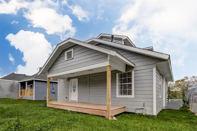 Building Photo - 8505 Denby St