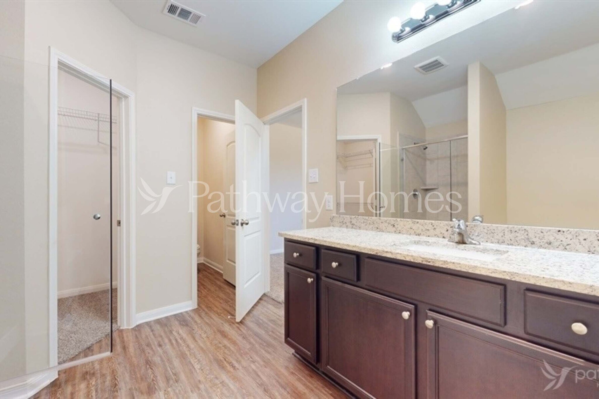 Building Photo - 1712 Blue Water Ct