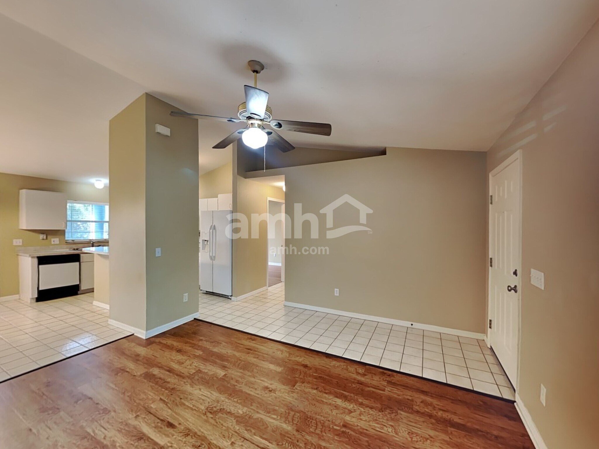 Building Photo - 919 Park Valley Cir