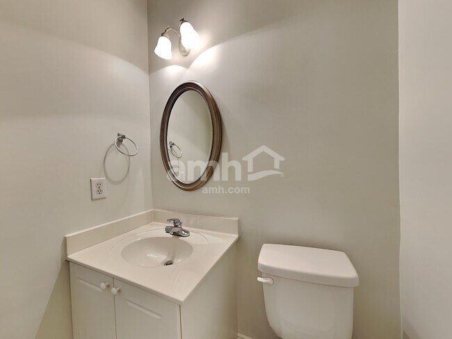 Building Photo - 20326 Colony Point Ln