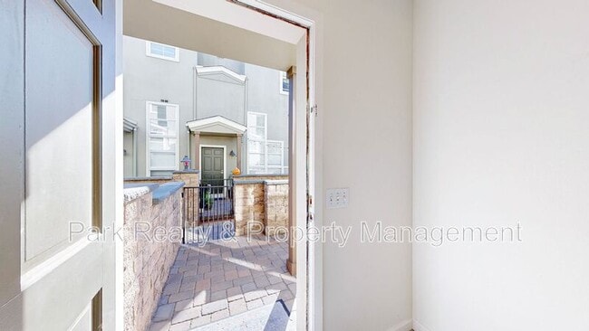 Building Photo - 1300 Garfield St