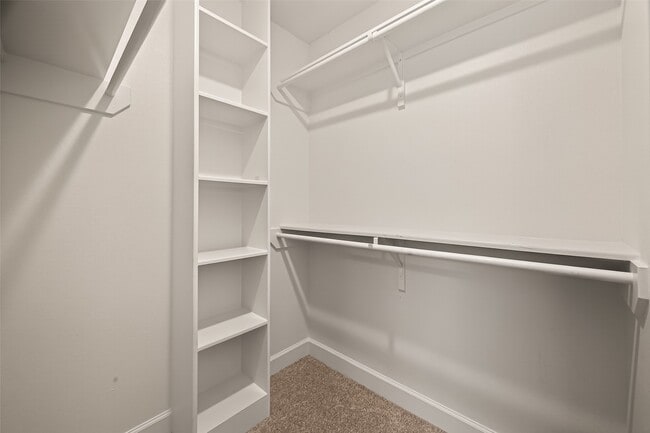 Building Photo - 4413 Schuler St