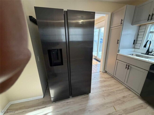 Building Photo - 6315 Charles Ave