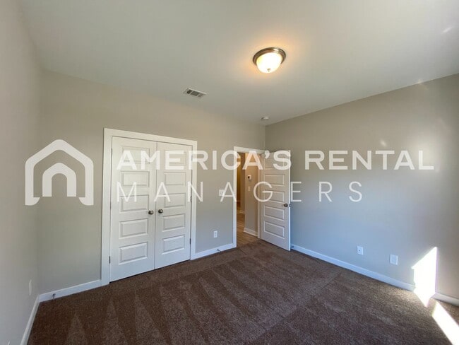 Building Photo - Home for Rent in Brookwood, AL! Available to View with 48 Hours Notice!