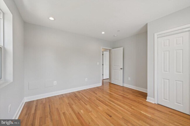 Building Photo - 2430 Harris Mill Rd