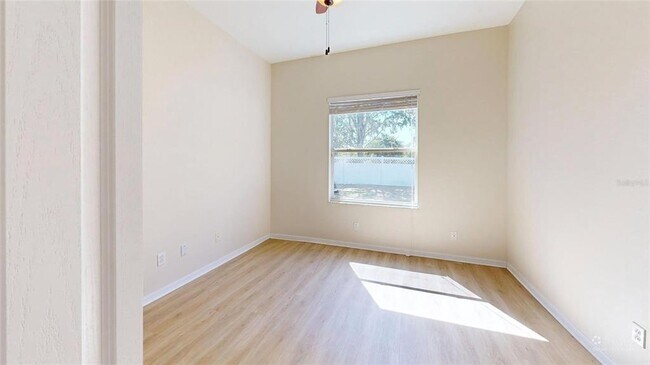 Building Photo - 1853 Atlantic Dr