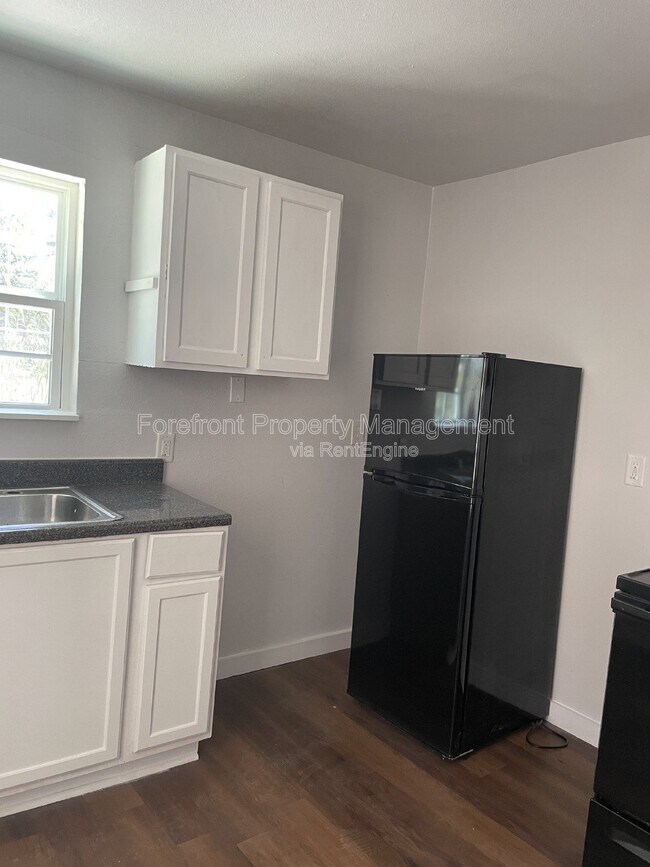 Building Photo - 4818 Monterey St