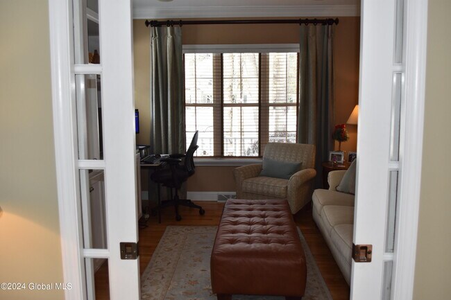 Building Photo - 63 Hearthstone Dr
