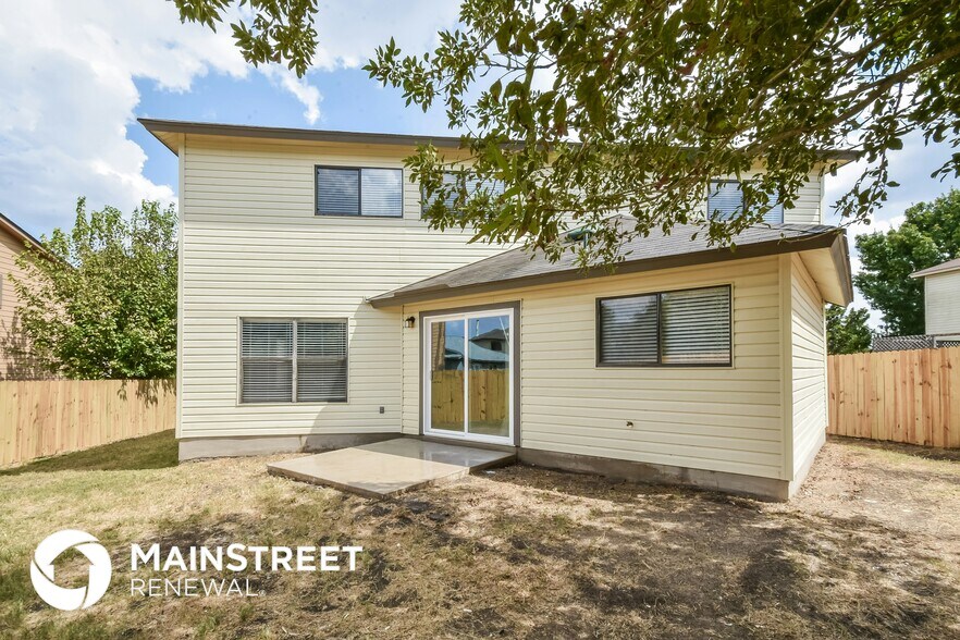 Building Photo - 8148 Chestnut Barr Dr