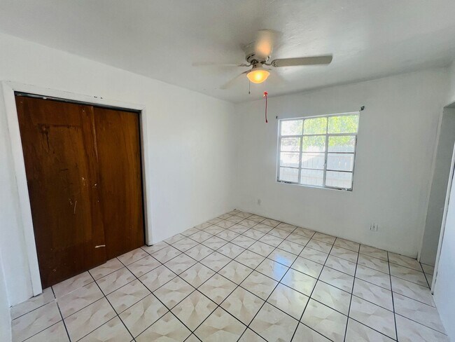 Building Photo - 129 Tassie Way