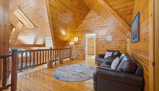 Building Photo - 241 Campbell Rd