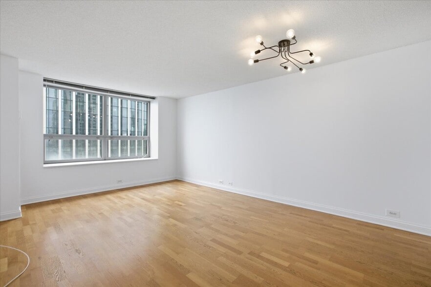 Building Photo - 474 N Lake Shore Dr