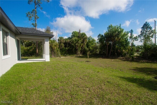 Building Photo - 1456 Rugby Cir