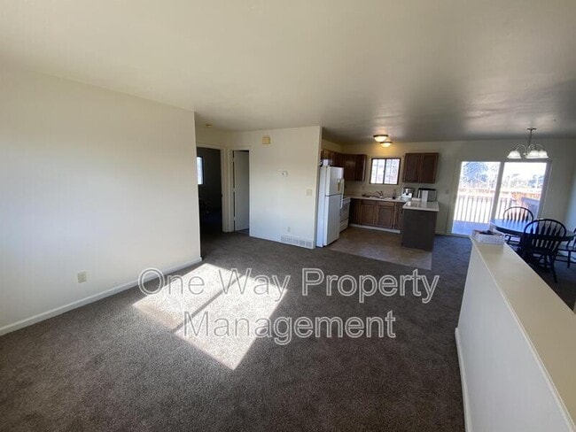 Building Photo - 3954 Boulder Dr
