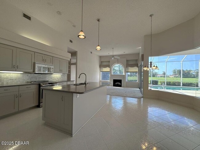 Building Photo - 440 Sea Duck Dr