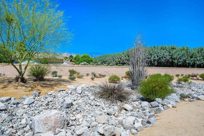 Building Photo - 41750 Rancho Manana Ln