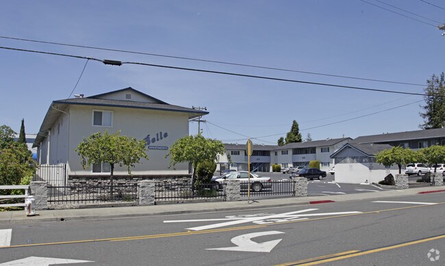 Primary Photo - Belle Apartments