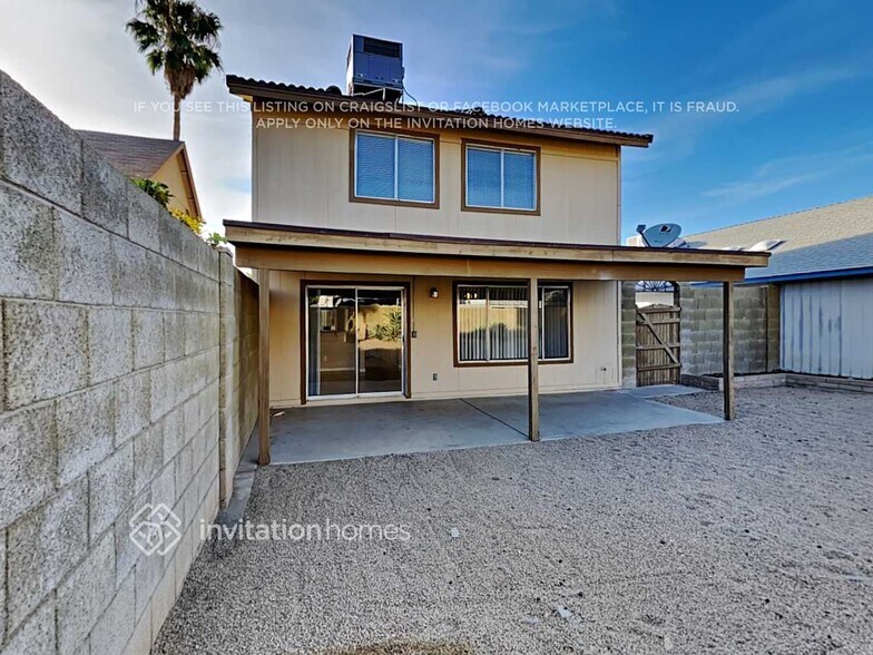 Building Photo - 11025 N 81st Dr