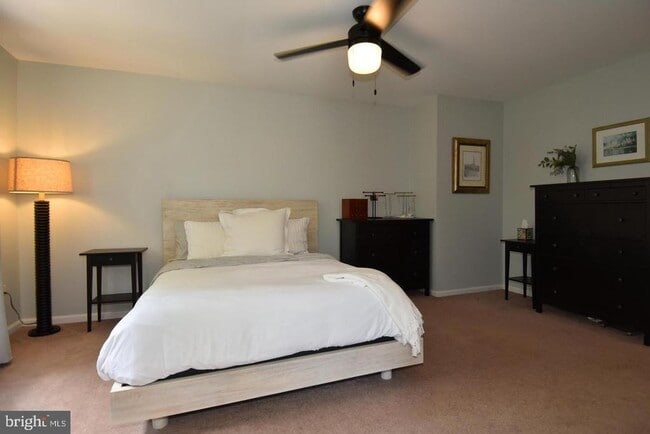 Building Photo - 5920 Langton Dr