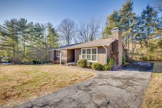 Building Photo - 5013 Emerald Dr