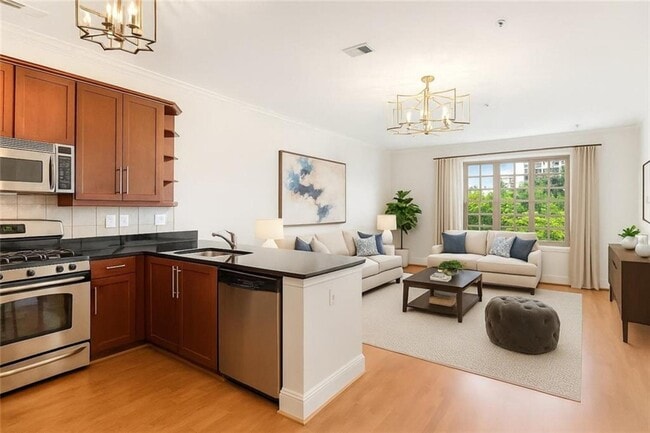 Primary Photo - 1055 Piedmont Ave NE