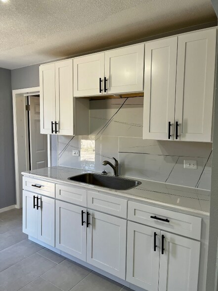 Building Photo - 2223 Gorman Ave