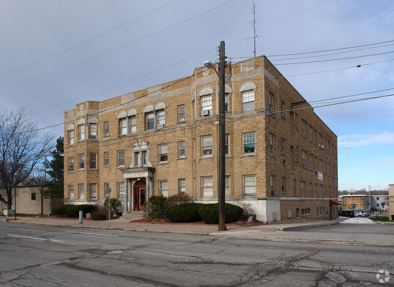 Building Photo - Bervean Apartments