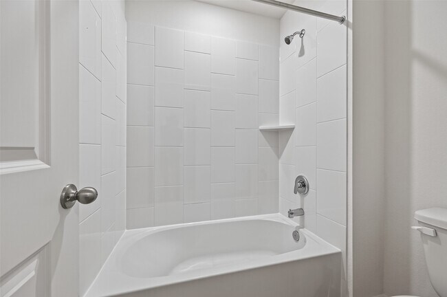 Building Photo - 3511 Goldfinch Wds Dr