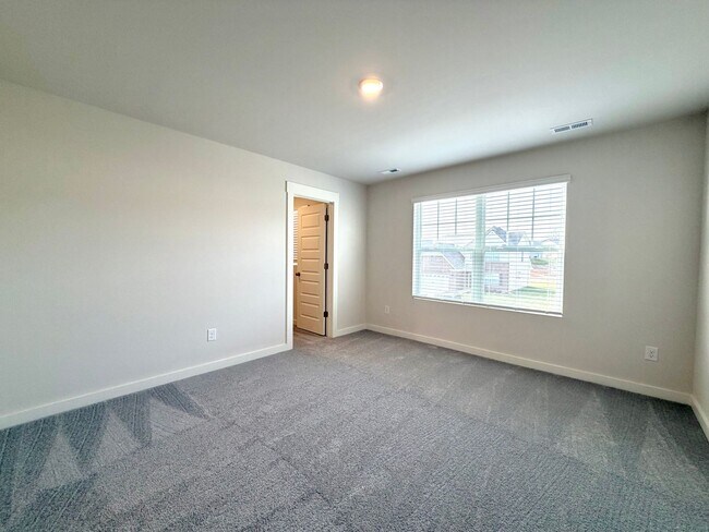 Building Photo - 1333 Gentry Dr