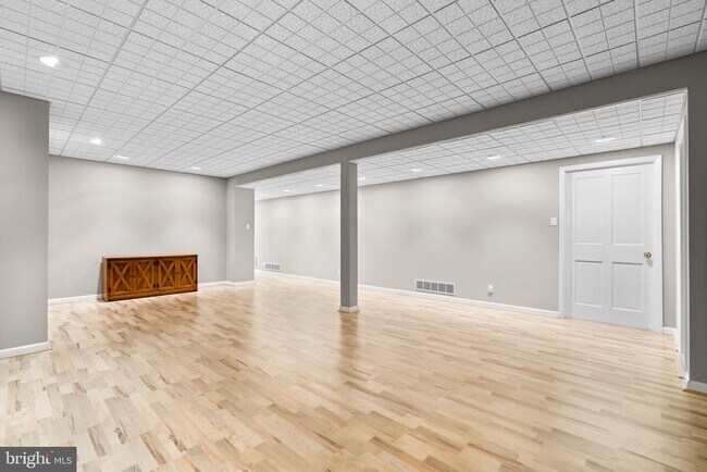 Building Photo - 4233 Buckskin Wood Dr