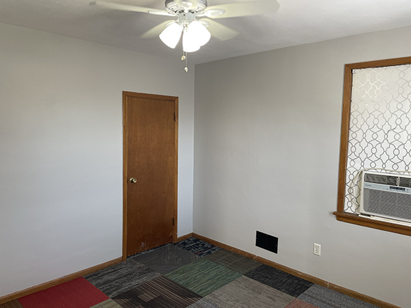 Living room facing closet - 245 N Seminary St