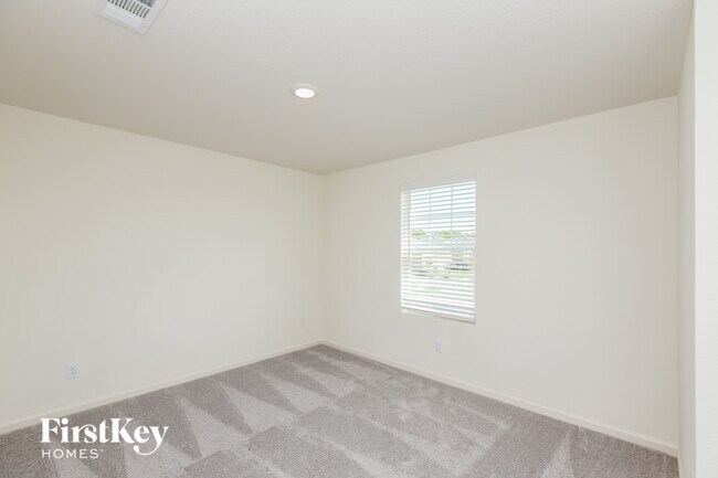 Building Photo - 8324 Stovepipe Dr