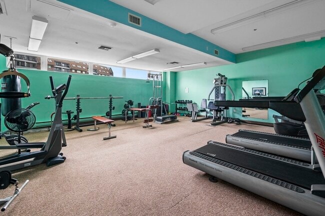 Building Photo - 154 Lynnway